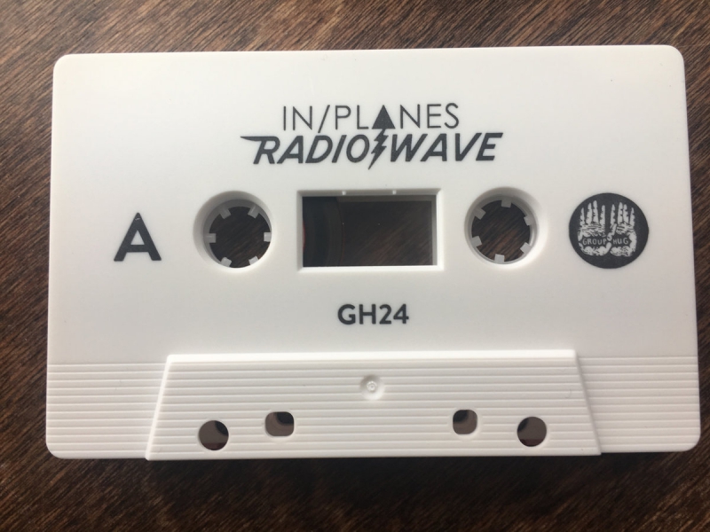 In/planes - Radio⚡️wave